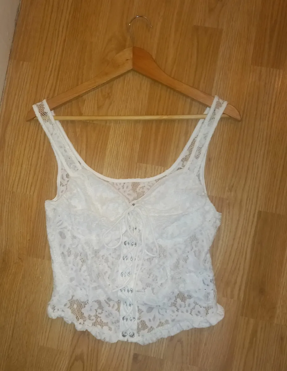 Clothes - Image 3