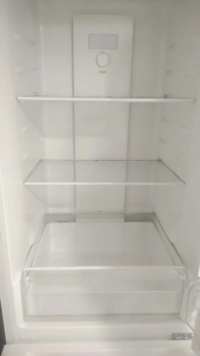 Fridge - Image 4