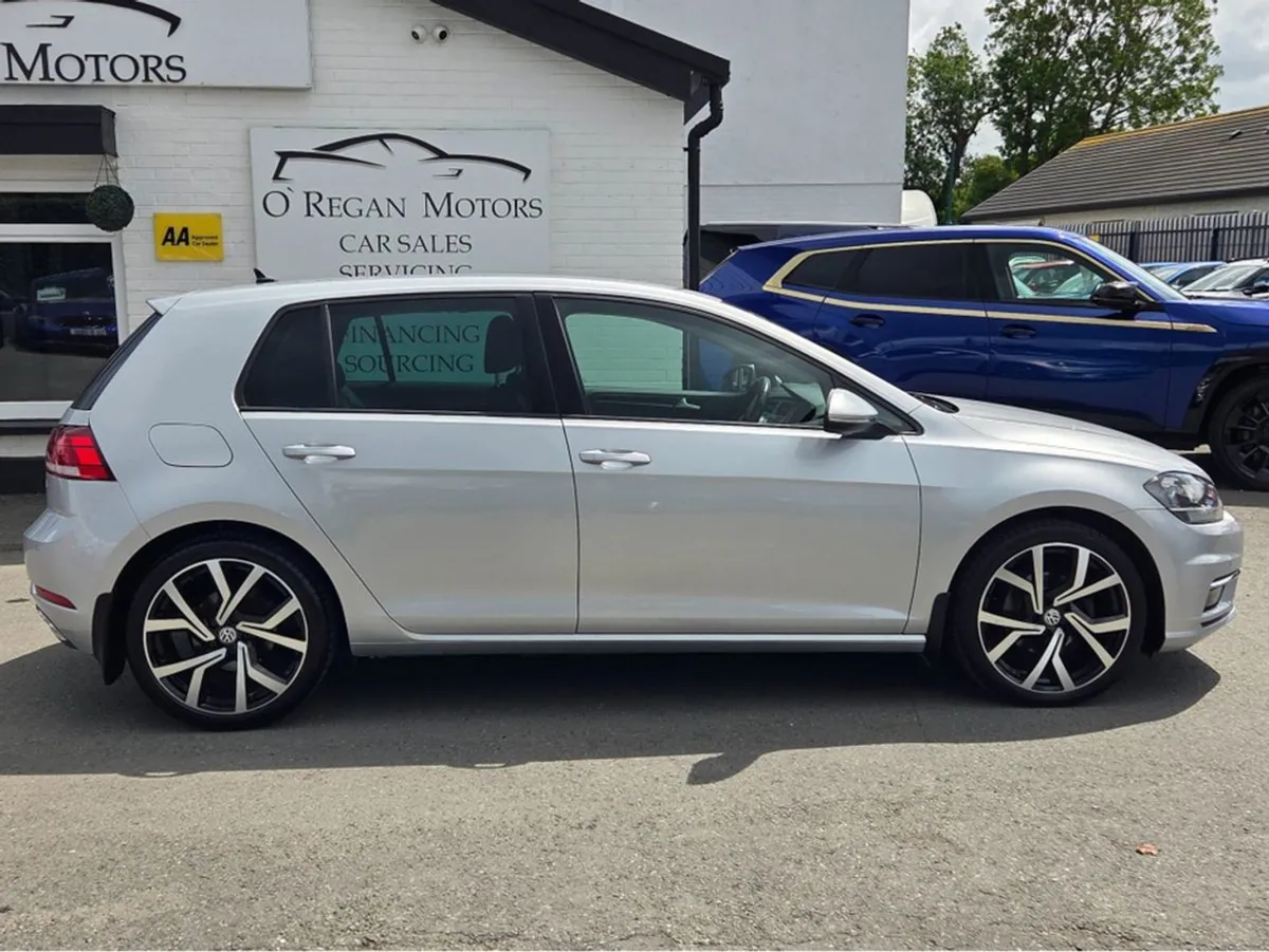 Volkswagen Golf 1.0 TSI 110 BHP Highline Auto - Image 2