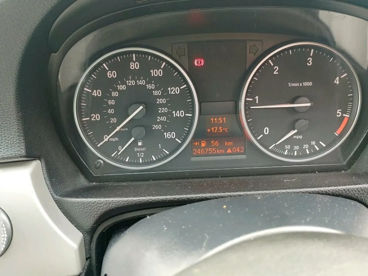 BMW 320d Efficient Dynamics - Image 4