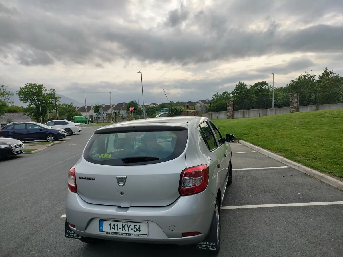 Dacia Sandero 2014 - Image 2