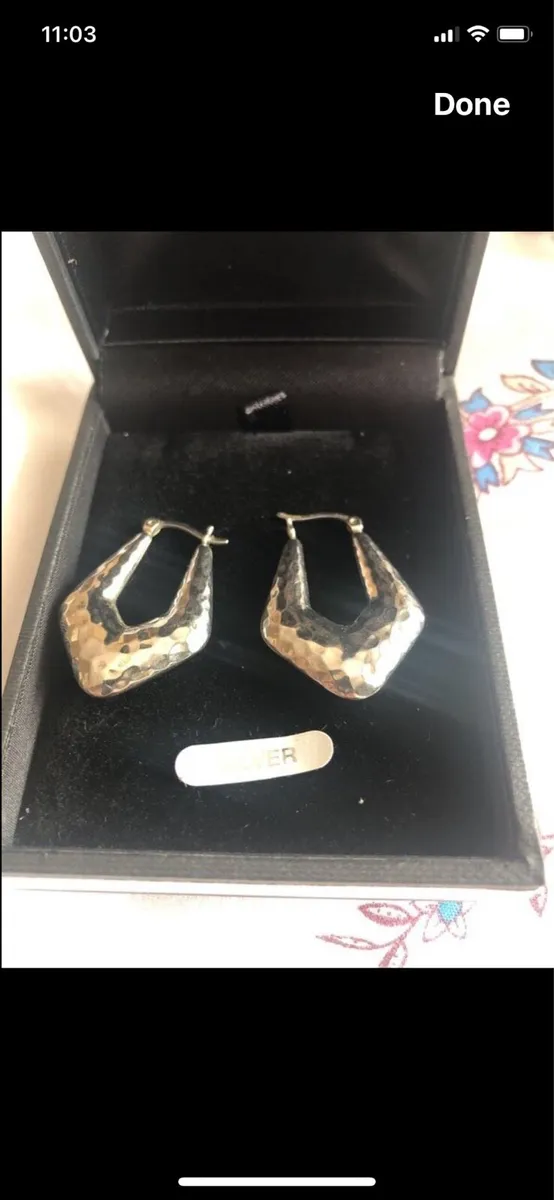 Silver earring - Image 1