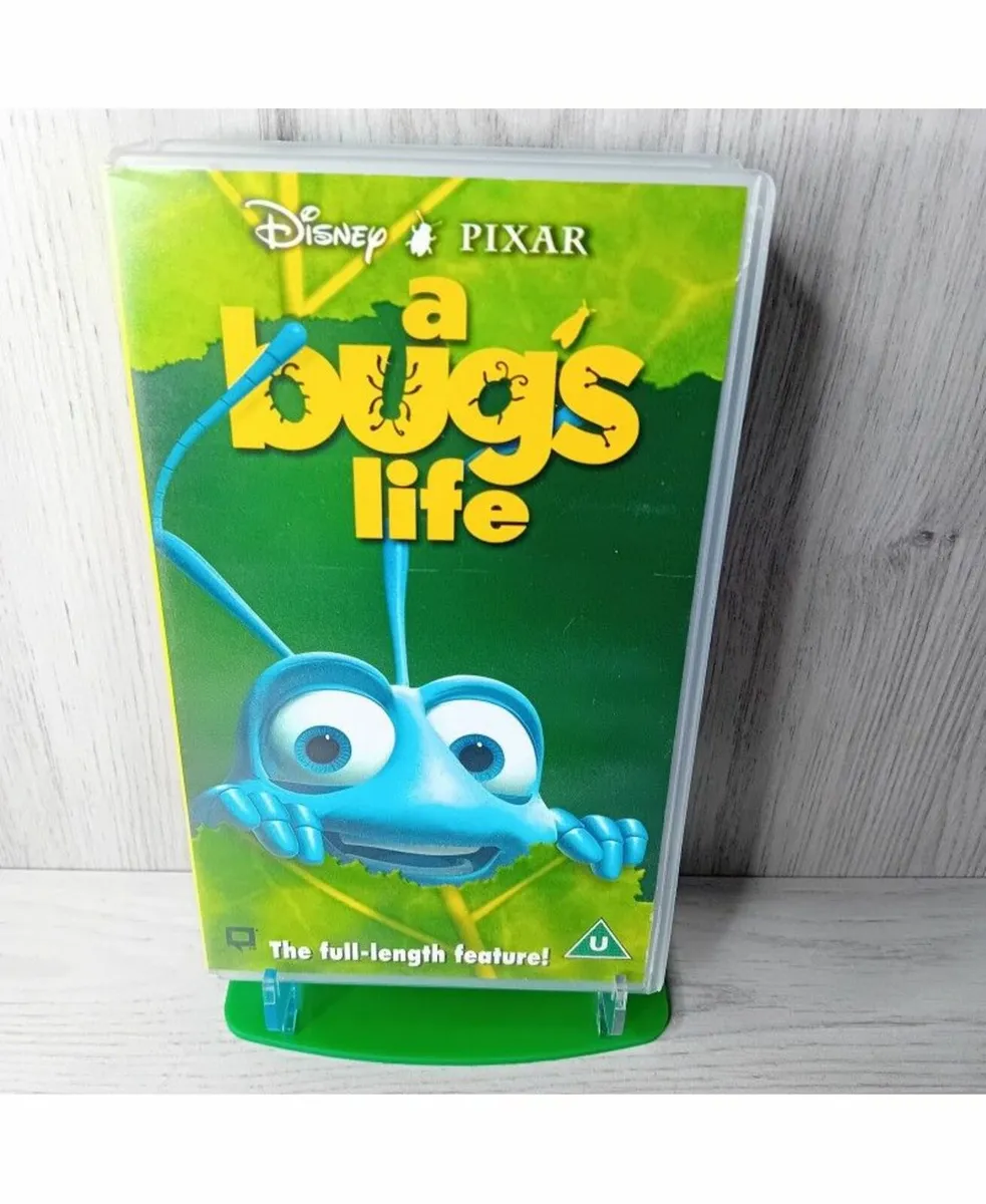 A BUGS LIFE VHS TAPE - RARE RETRO MOVIE