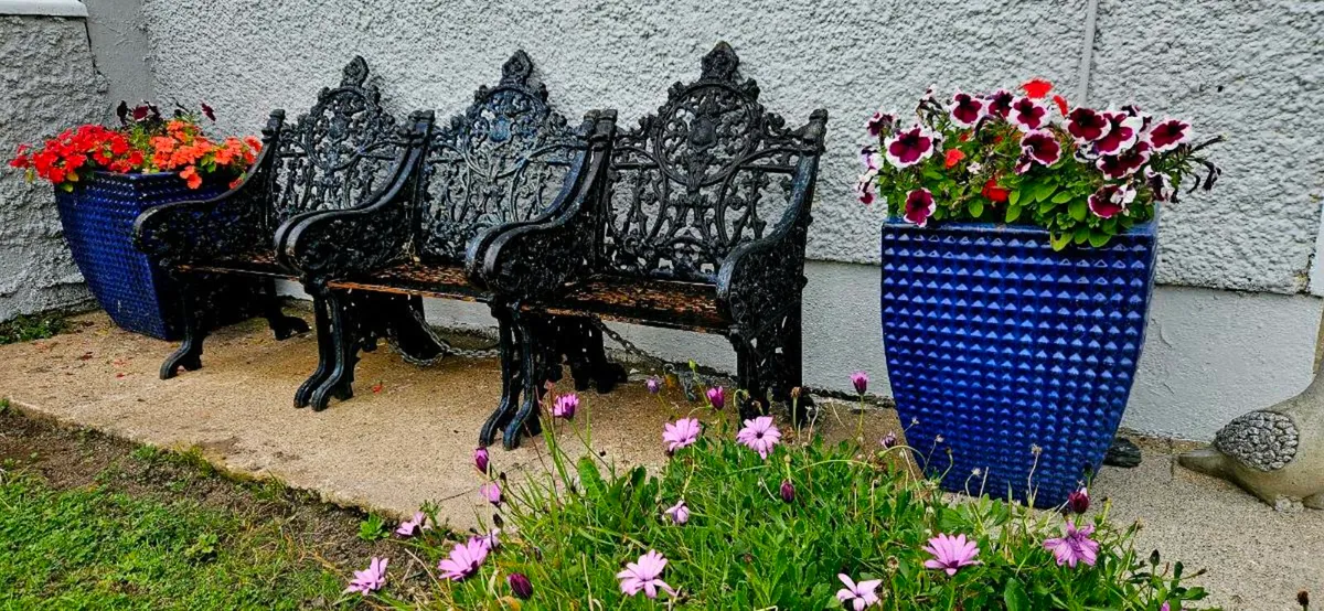 CAST IRON CHAIRS - Image 2