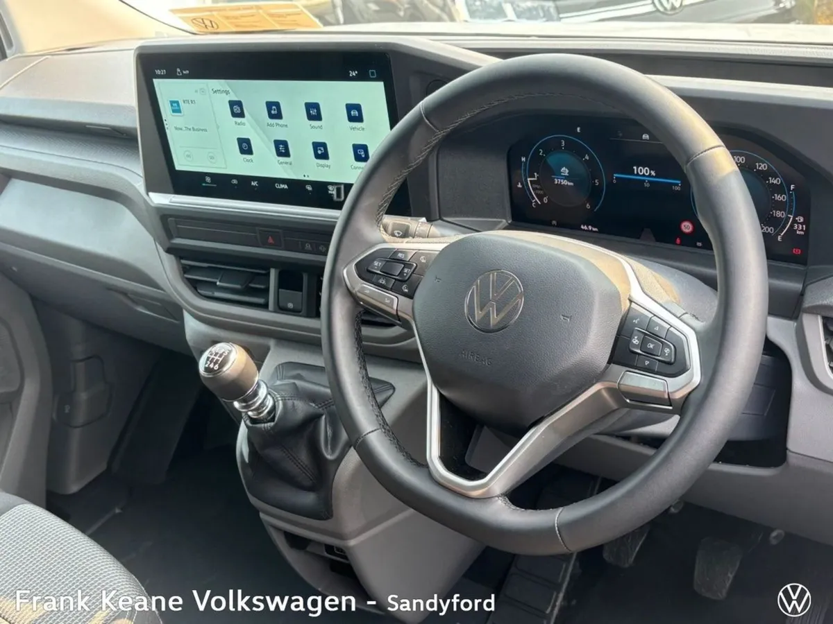 Volkswagen Transporter Trendline LWB 150HP // - Image 2
