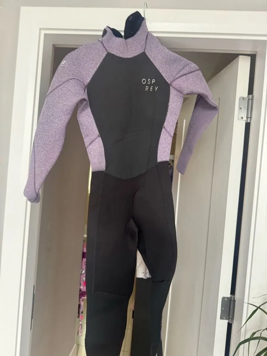 Wetsuit Ladies size S unworn - Image 1