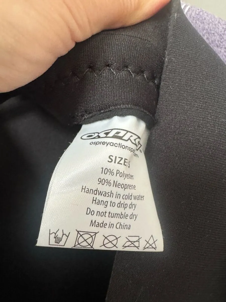 Wetsuit Ladies size S unworn - Image 4