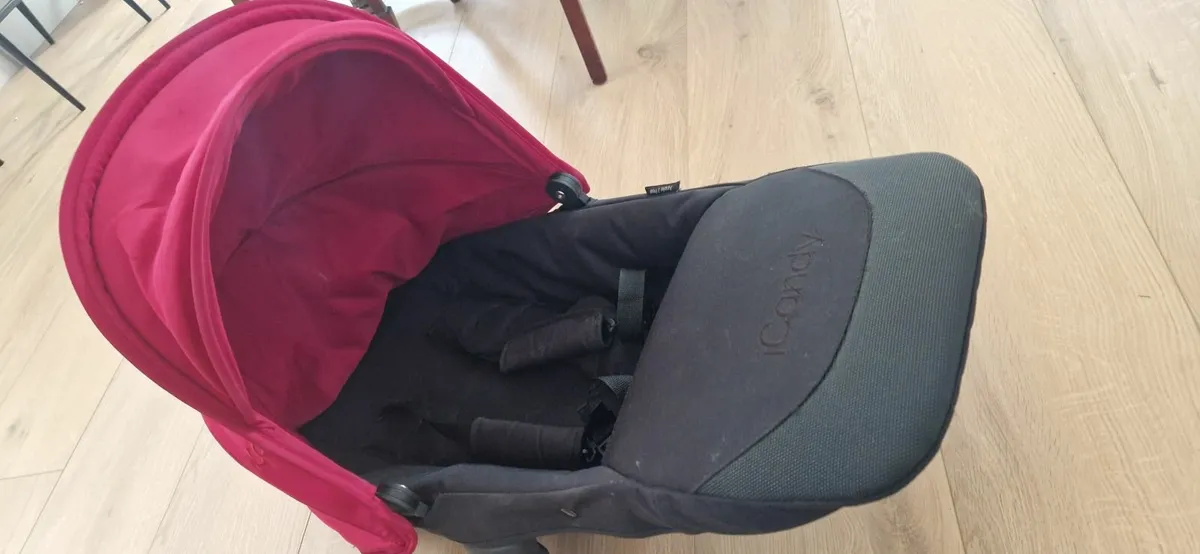 iCandy Apple2Pear 2nd toddler seat and hood