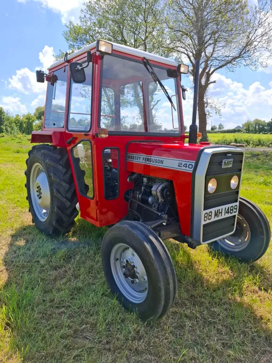 Massey Ferguson 240 - Image 3