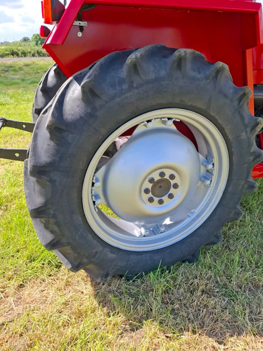 Massey Ferguson 240 - Image 4