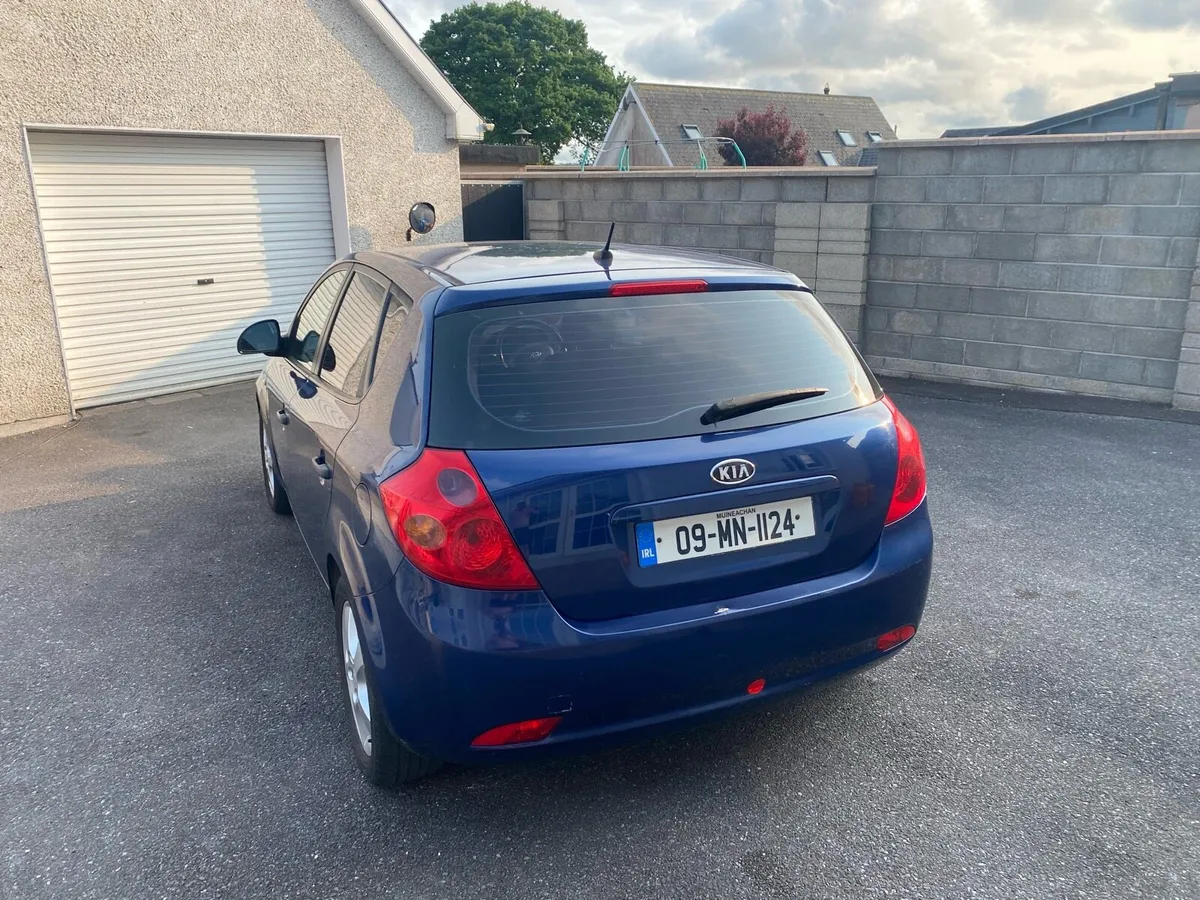 Kia Ceed 1.6tdi - Image 4
