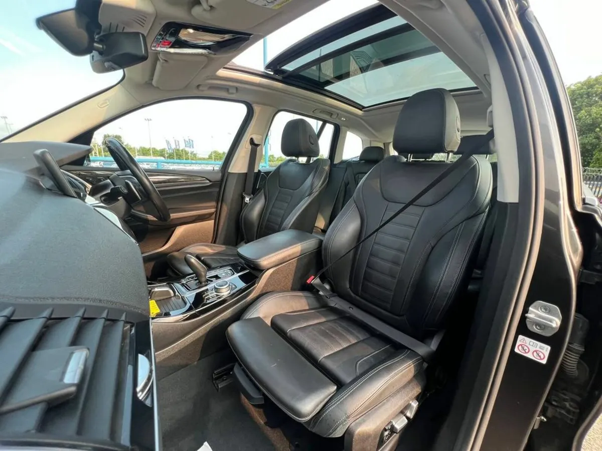 BMW X3 XLINE XDRIVE30e 2.0 HYBRID // OPENING PAN R - Image 2