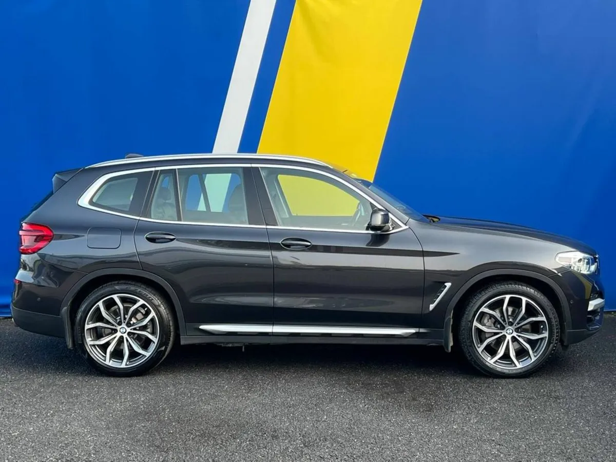 BMW X3 XLINE XDRIVE30e 2.0 HYBRID // OPENING PAN R - Image 4