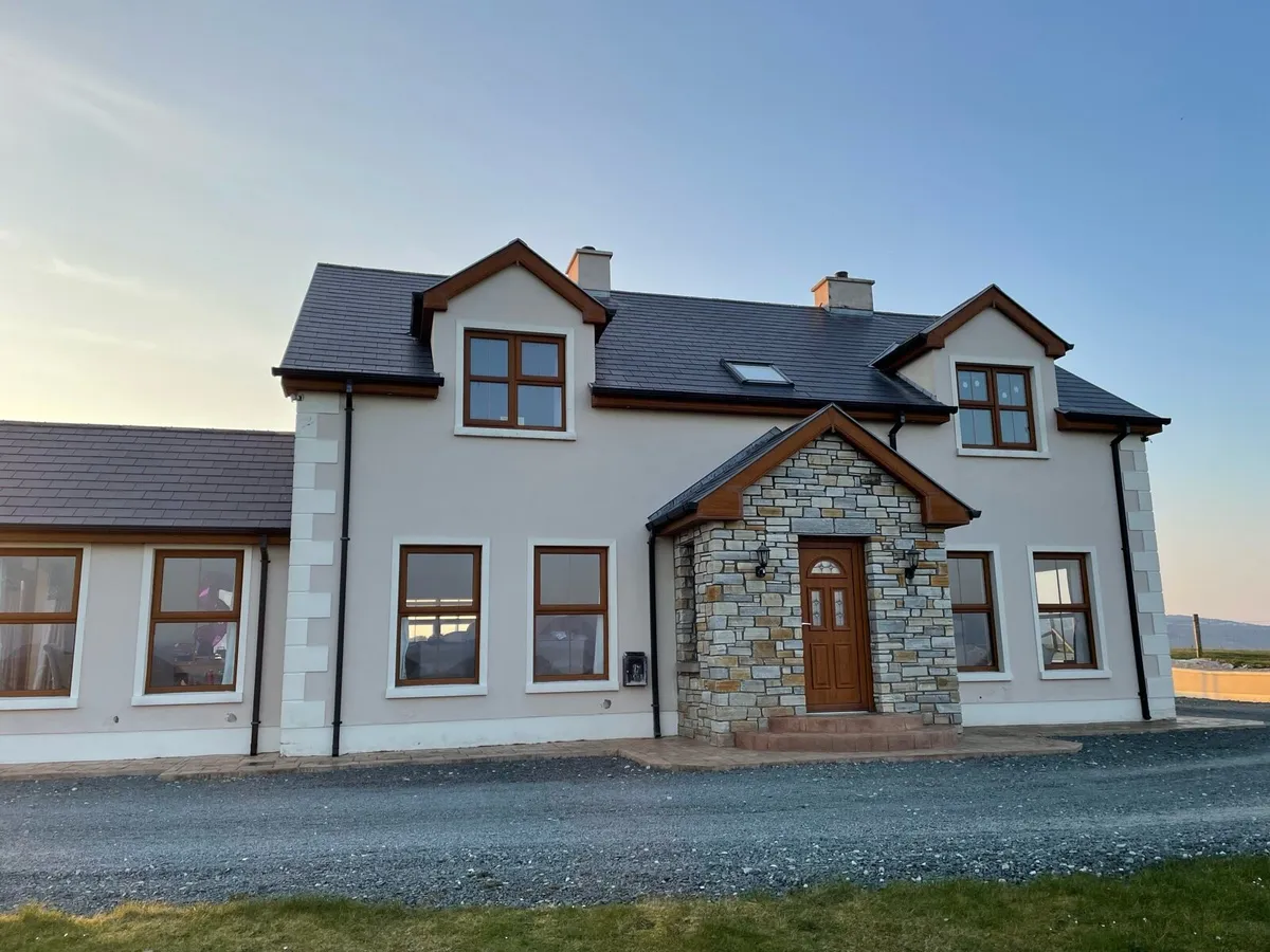 Oak pvc windows - Image 1