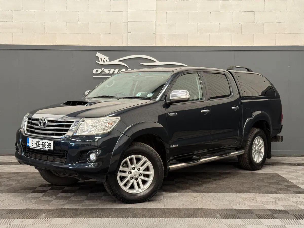 Toyota Hilux 3.0 Invincible Automatic - Image 2