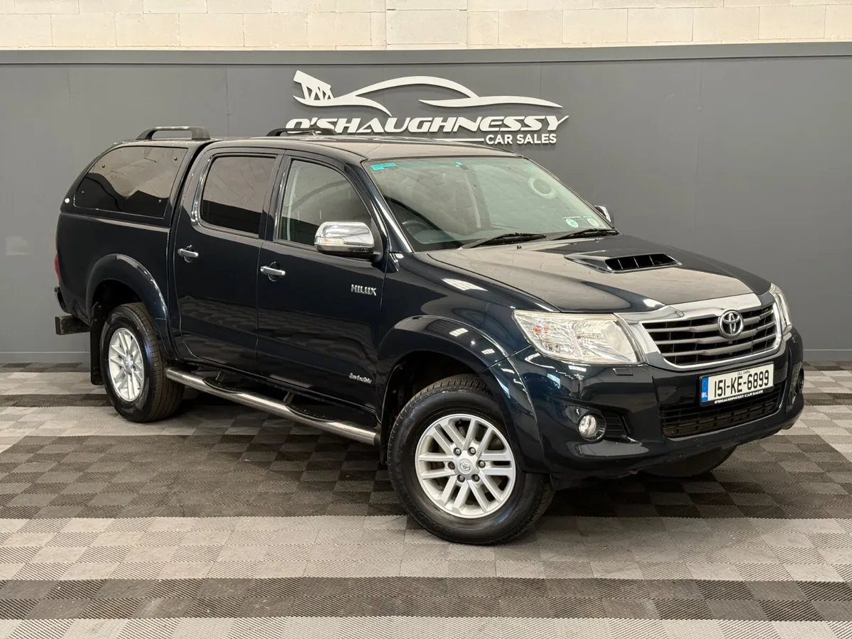 Toyota Hilux 3.0 Invincible Automatic - Image 3