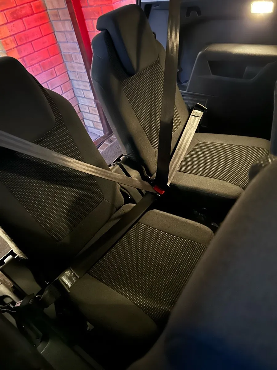 Peugeot 5008 (7-Seater) - Image 3