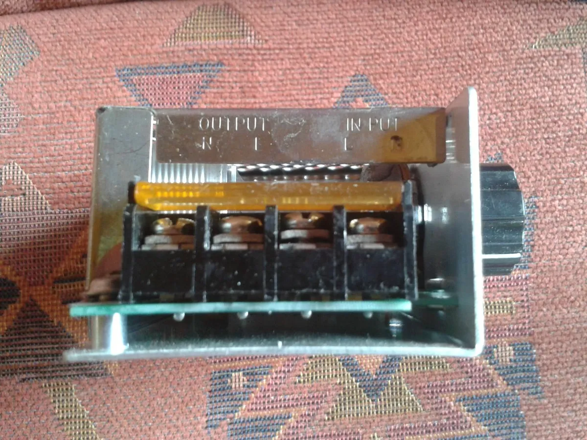 AC Voltage adjuster - Image 2