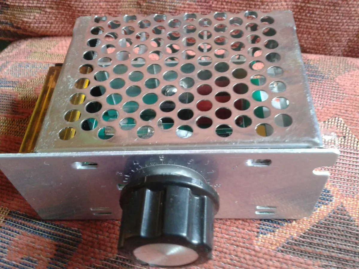 AC Voltage adjuster - Image 3
