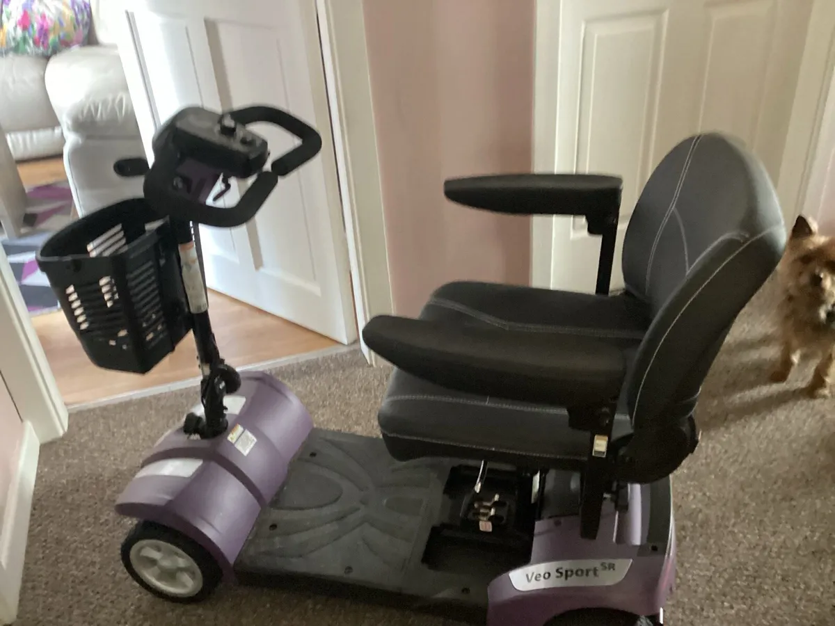 Mobility scooter