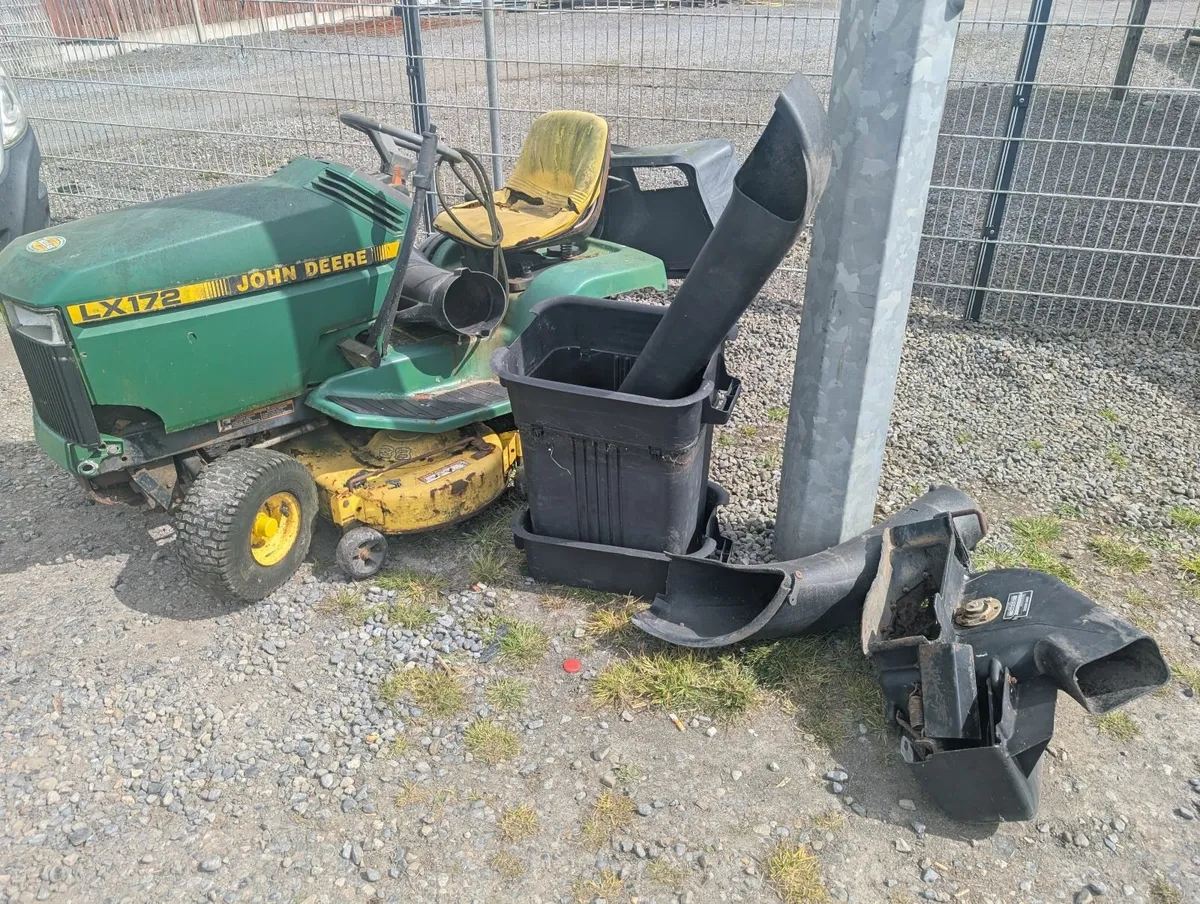 John Deere LX172 ride on lawnmower-faulty gearbox - Image 3