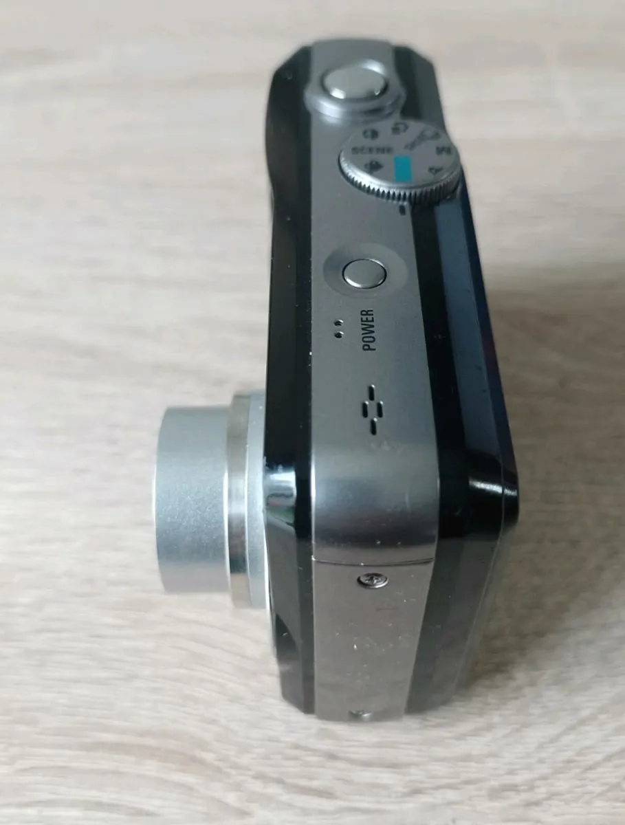 Samsung S760 Digital Camera - Image 4