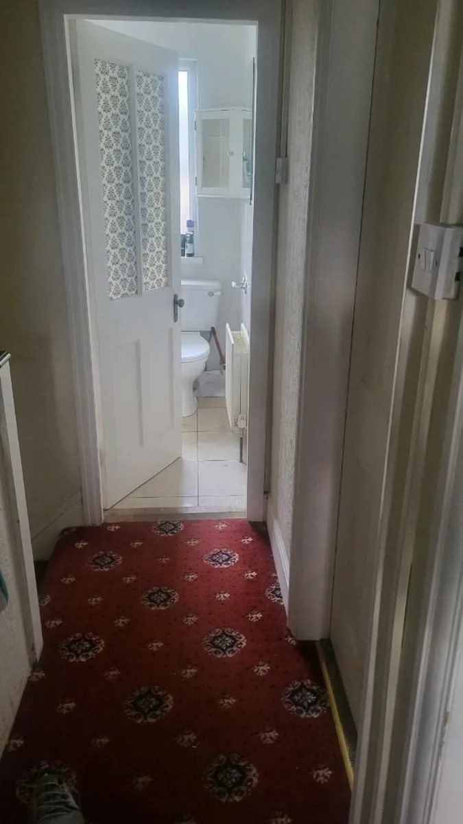 1 double room - Image 3