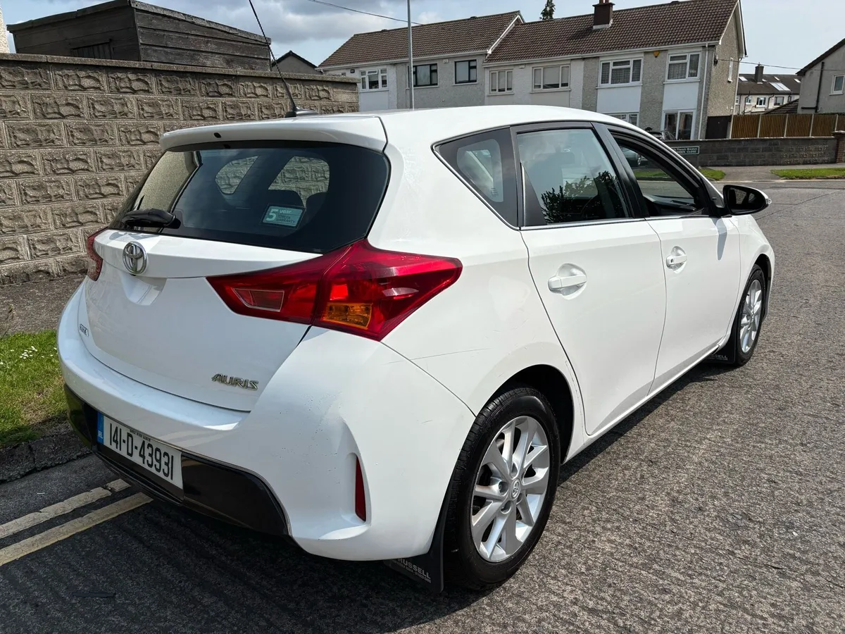 2014 Toyota Auris 1.4D TAX+NCT low miles - Image 4