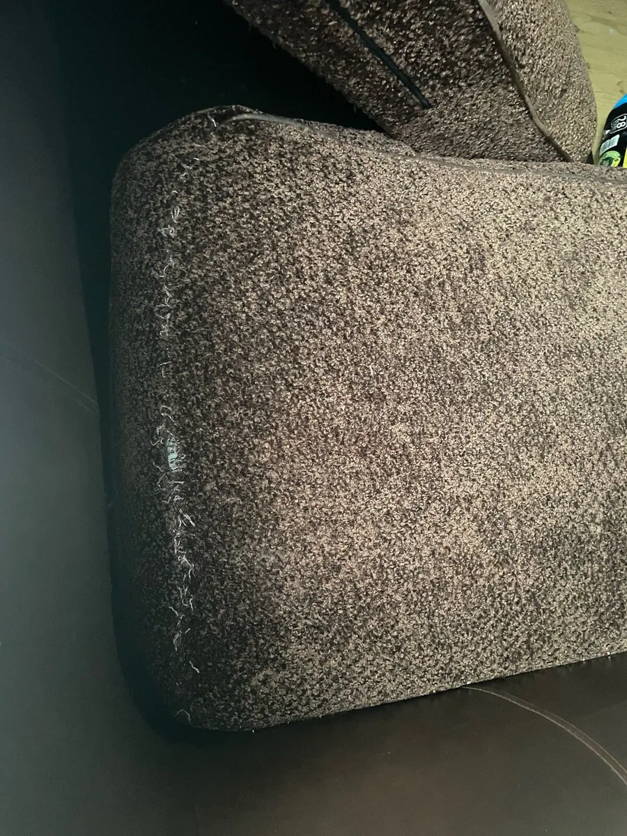 Couch - Image 3