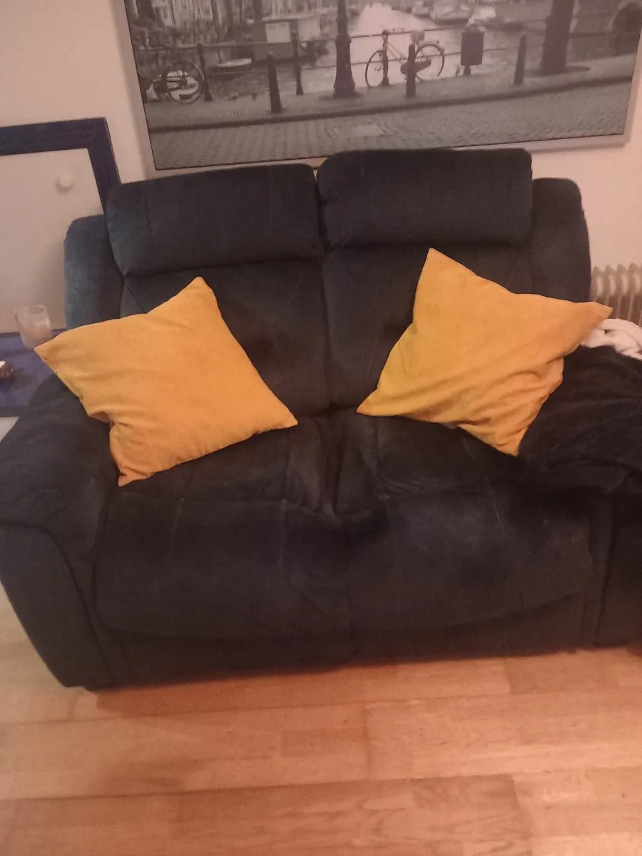 Sofa 2 Seater FREE - Image 2