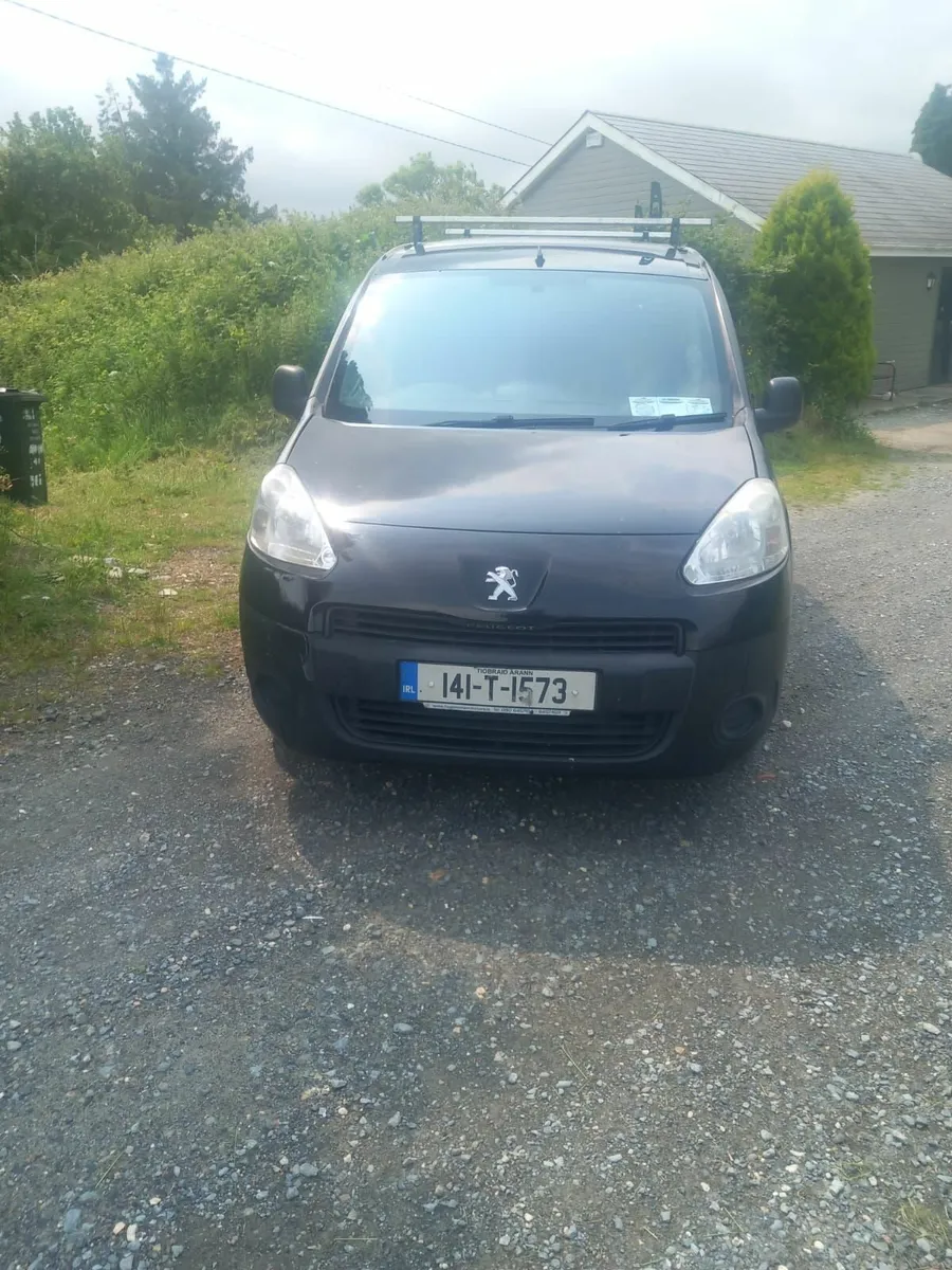 Van - Image 3