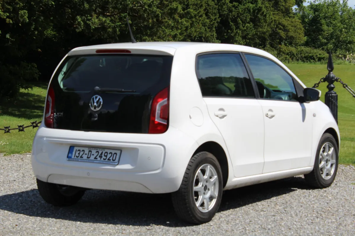 Volkswagen up! 2013 - Image 2