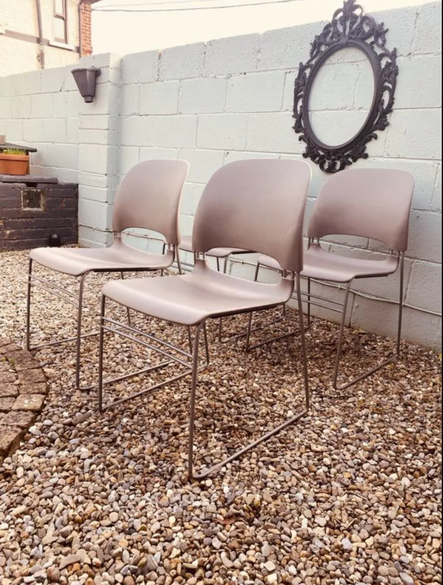Vintage Herman Miller Dining Office Chair - Image 1