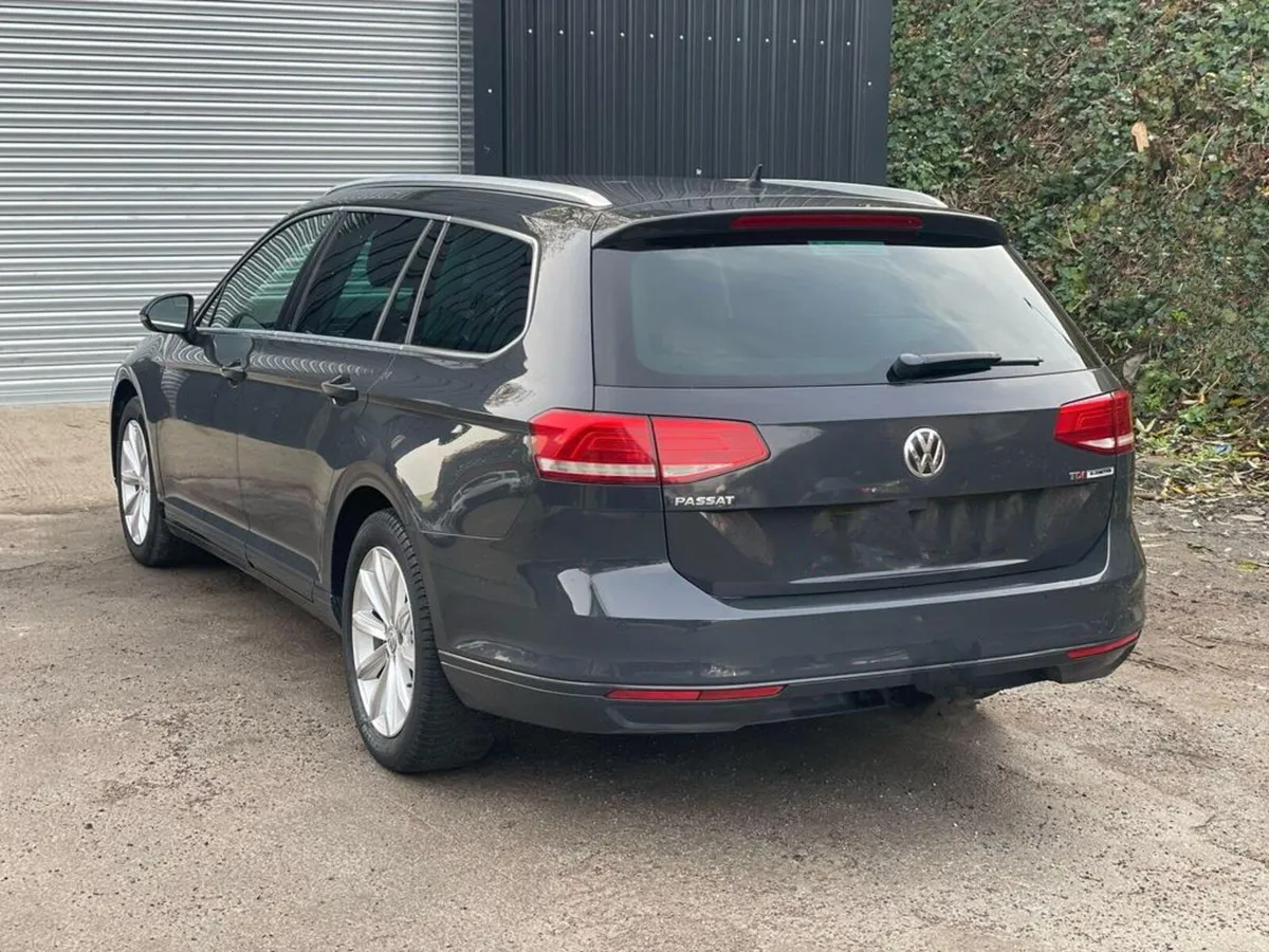 Volkswagen Passat Estate Automatic 2.0 Tdi - Image 2