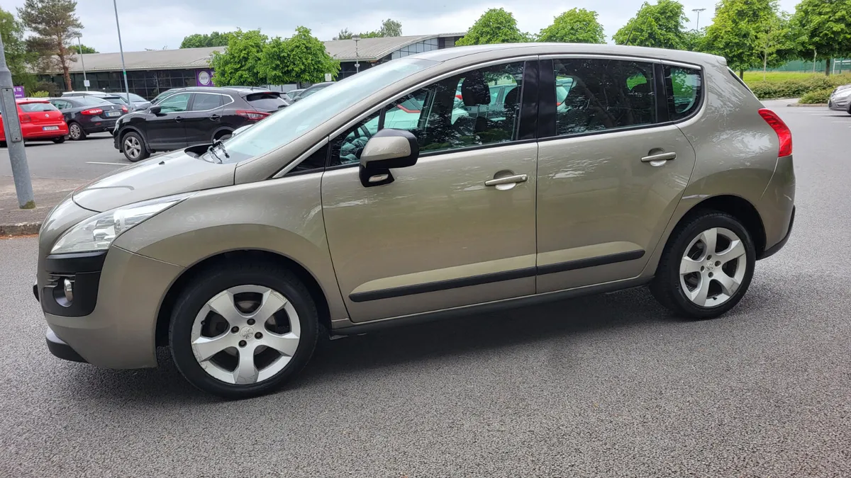 Peugeot 3008 1.6 HDI AUTOMATIC - Image 4