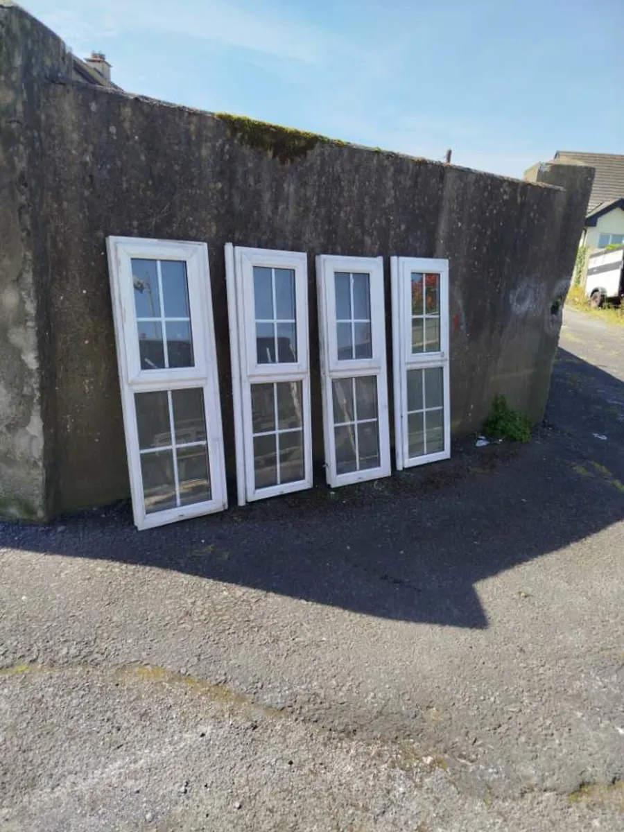 WHITE GEORGIAN PVC WINDOW