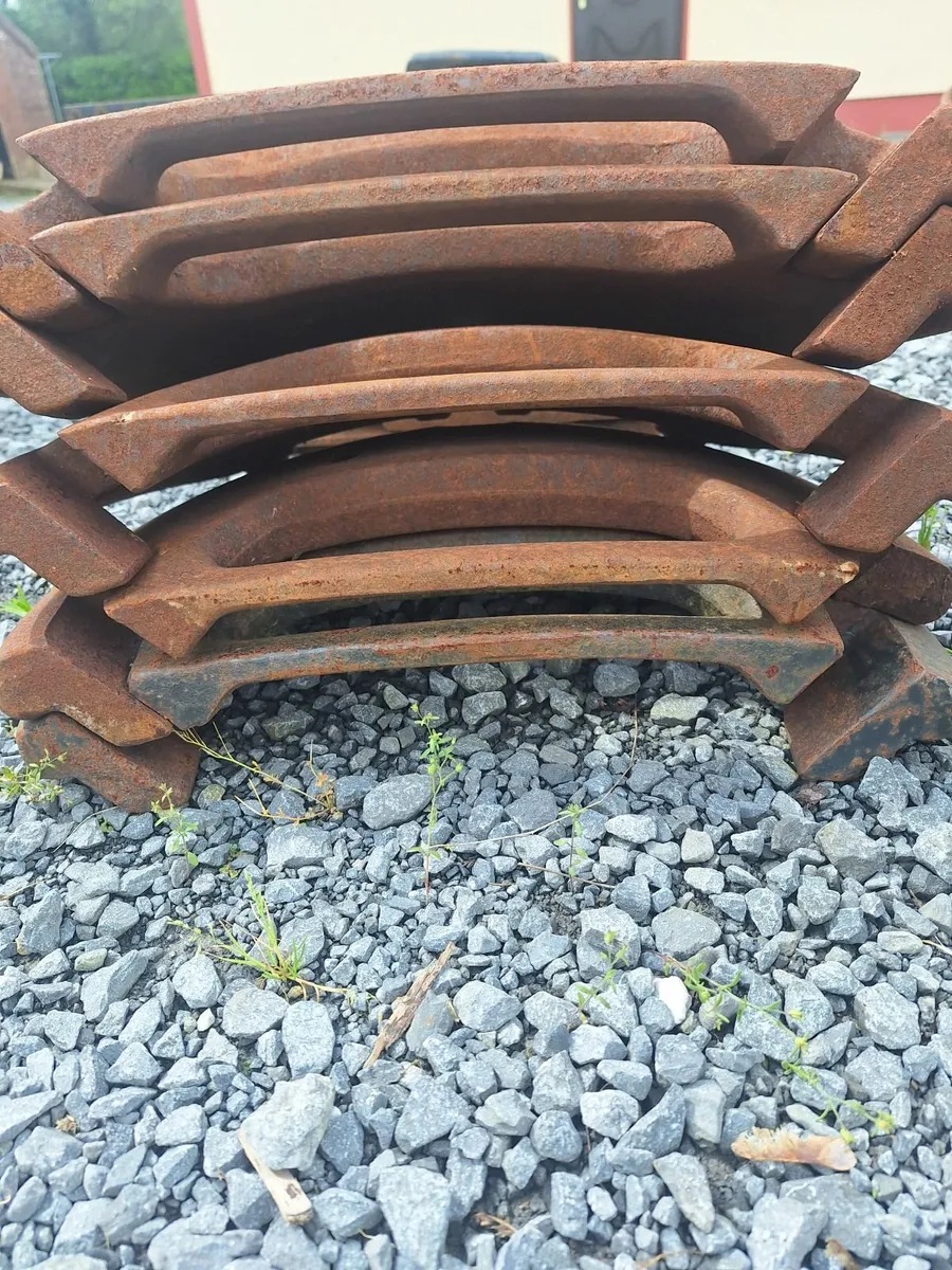 Deutz-Fahr Agrotron Weights - Image 3
