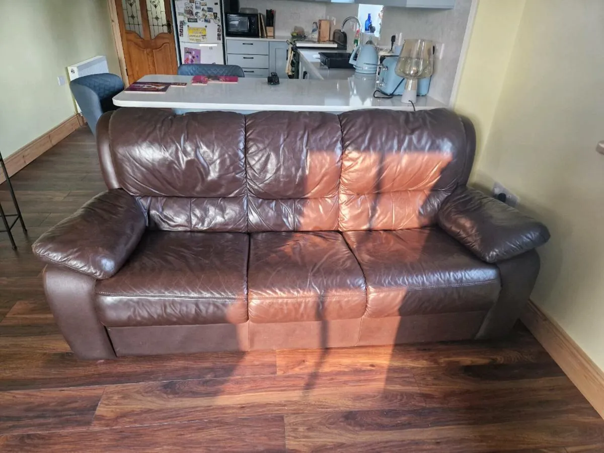3 seater couch and 2x recliners - Image 1