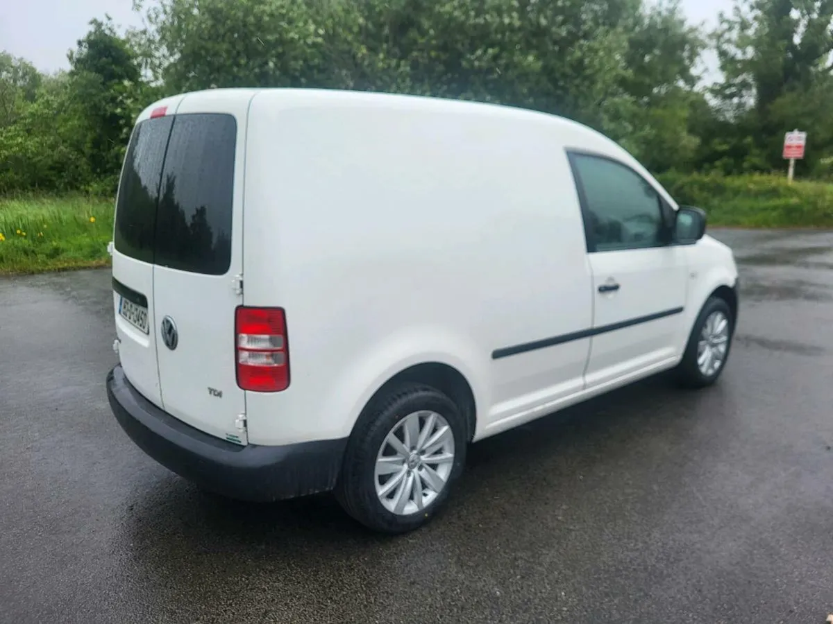 2015 Volkswagen Caddy - Image 4