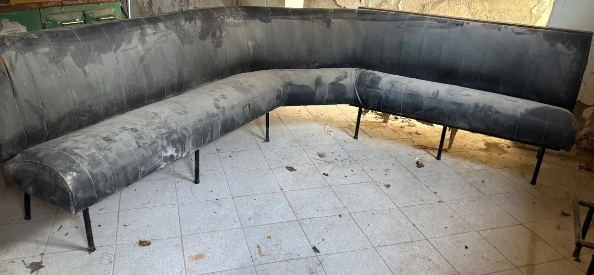 Vintage Bar Seating Corner Unit - Image 3