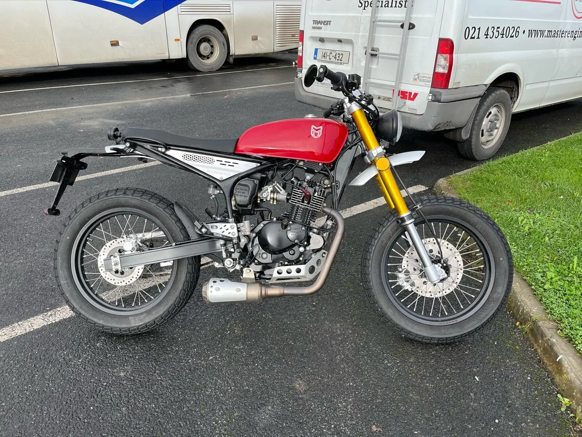 Mutt 125 razor back - Image 1