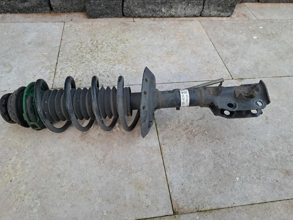 Car part - Image 4