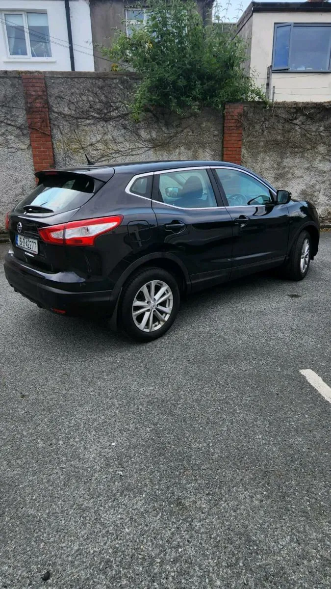 Car - Image 4