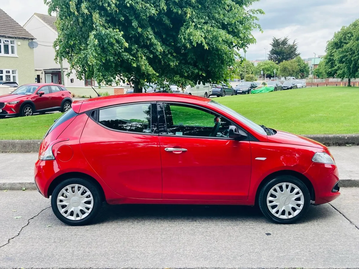 Chrysler Ypsilon 1.2 *low miles 46k* - Image 2