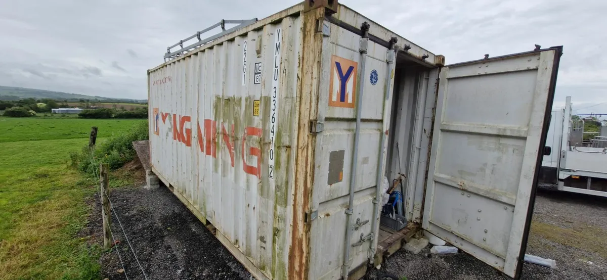 Container 20ft x 8ft - Image 1