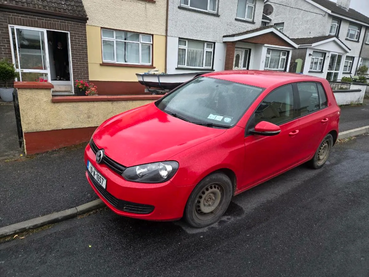 Volkswagen golf - Image 2