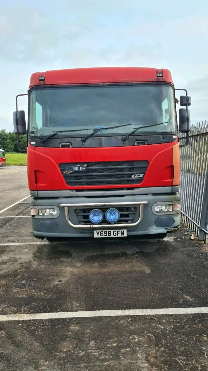 E R F Ecx 380 Truck - Image 1