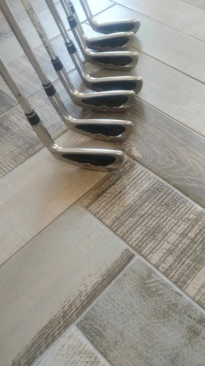 Golf clubs - Image 2