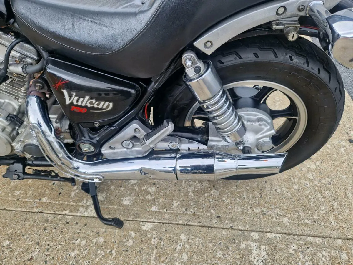Kawasaki vulcan 750 1986 - Image 3
