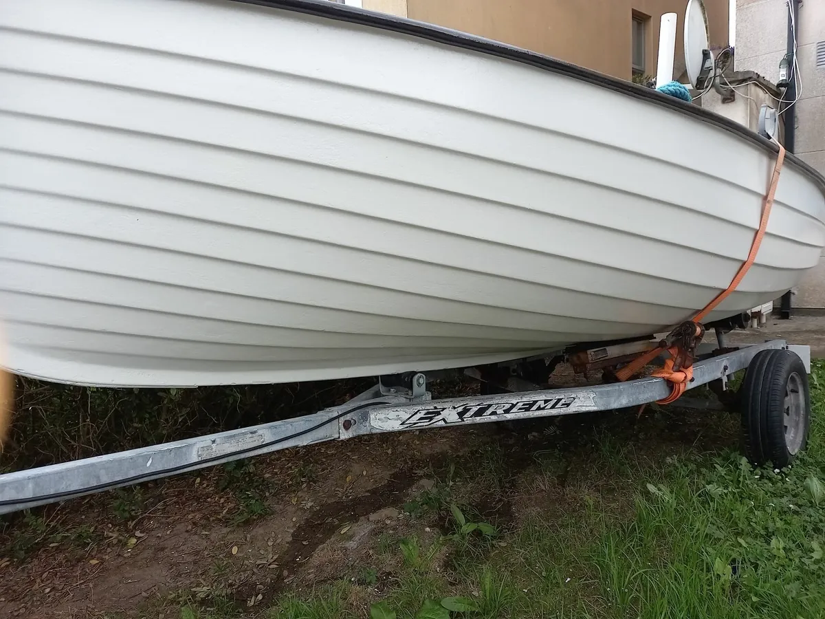 Boat - Image 4